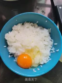 Make Sweet bean sausage fried rice step 3