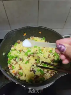 Make Sweet bean sausage fried rice step 9