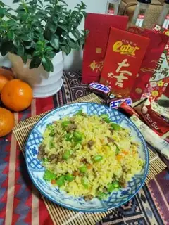 Make Sweet bean sausage fried rice step 11