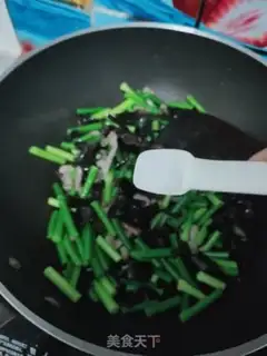 Make Garlic wood and meat step 10