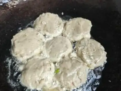 Make Fried fishballs step 4