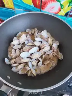 Make Saffron clams step 8