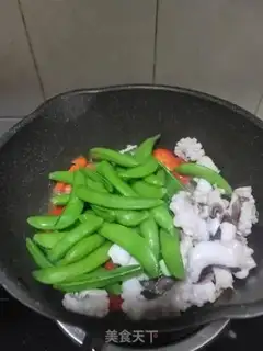 Make Sweet peas fried octopus step 7