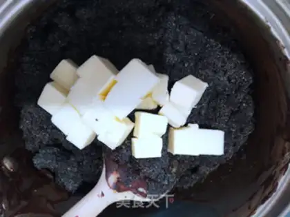 Make Pumpkin black and sesame soup step 2