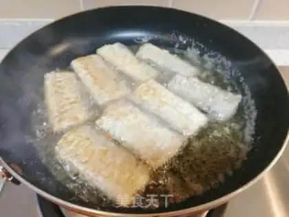 Make Jell-O fish step 4