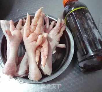 Make Old chicken claws step 0