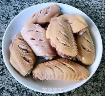 Make Potato carrot chicken wings step 4