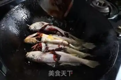 Make Red-burned yellowfish step 2