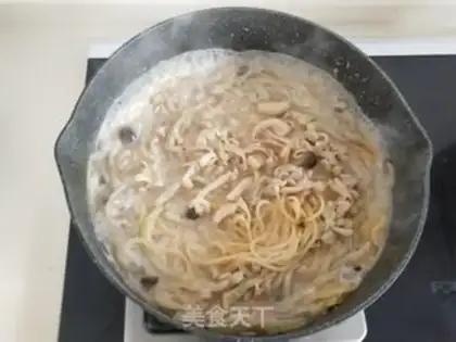 Make And pasta with chicken mushroom cream step 10