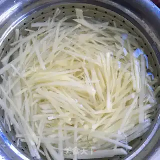 Make Spud with potatoes step 1