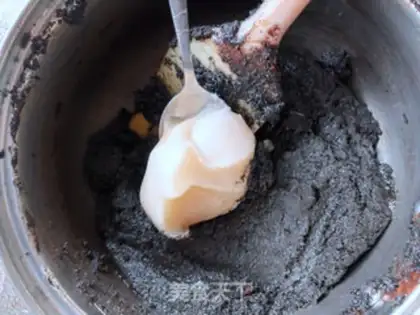 Make A hair with black sesame pills step 7