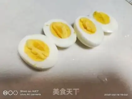 Make Egg stork salad step 2