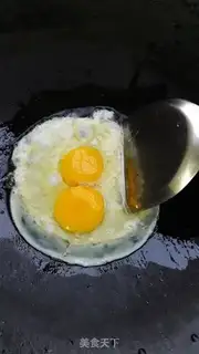 Make Soy sauce and eggs step 1