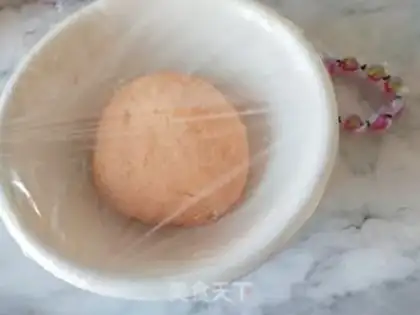 Make Carrot spicy noodles step 1