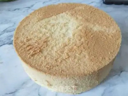 Make Eight-inch chocolate cream cake step 1