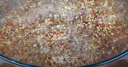 Make quinoa egg rolls step 1