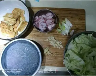 Make Powder pork stew step 2