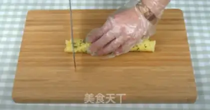 Make quinoa egg rolls step 4