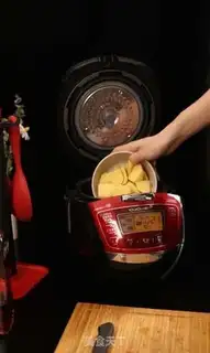 Make A red roasted chicken step 4