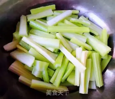 Make Weenie celery step 1