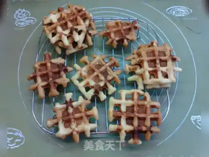 Make Taffy cheese and milk waffles step 10