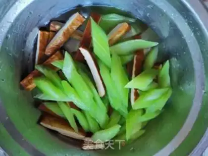 Make Celtic fried fragrance step 3