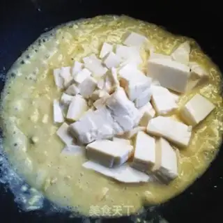 Make Salted egg sofa tofu step 7