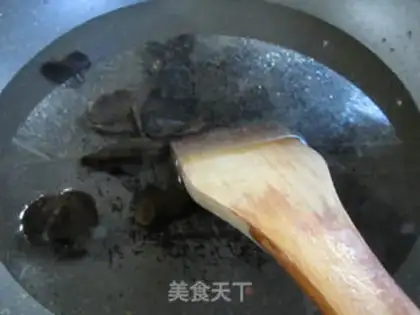 Make Black-muck sausage and cabbage step 2