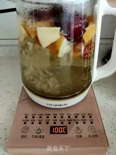 Make Red-tree cinnamon apple water step 7
