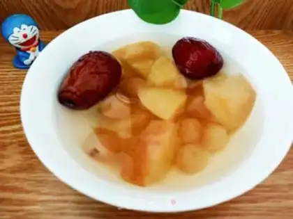 Make Red-tree cinnamon apple water step 8