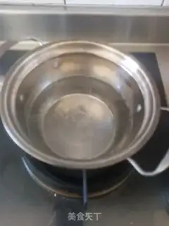 Make Cinnamon makes a little soup step 6