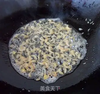 Make Shrimp omelet fried rice step 3