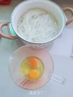 Make Scrambled rice powder step 0
