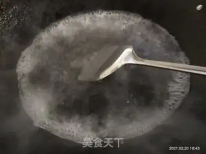Make Garlic potatoes step 1