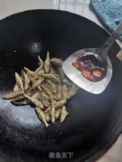 Make Pyramid fried fish step 2