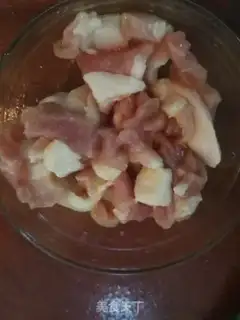 Make Celery fried meat step 4