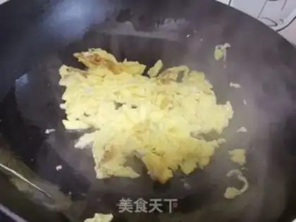Make Eggs and wooden onions step 3