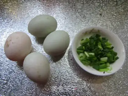 Make Steamed duck eggs step 0