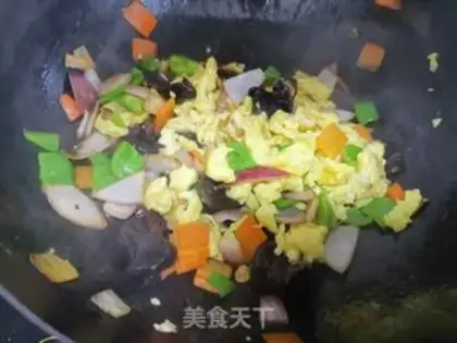Make Eggs and wooden onions step 7