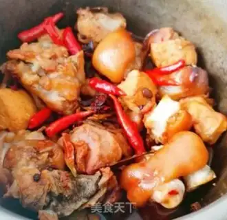 Make Spicy pig feet step 8