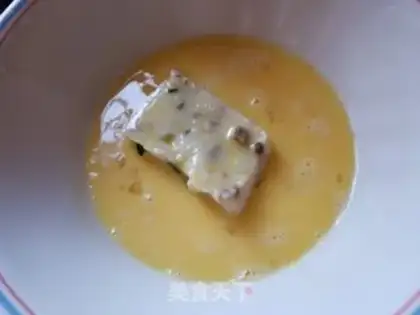 Make Eggs and radish step 2