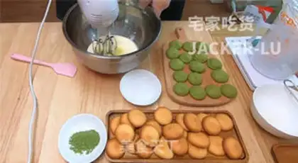 Make A fortune dumpling step 7