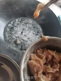 Make Pork-wire soup step 1