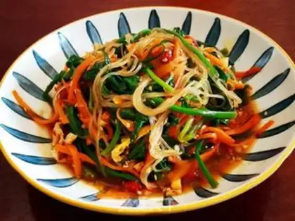 Make A spinach mix fan step 11