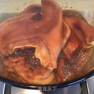 Make Smoky ears step 4