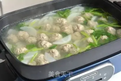 Make radish meatball soup step 10