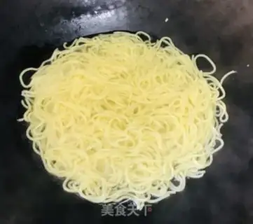 Make Chicken-car noodles step 2