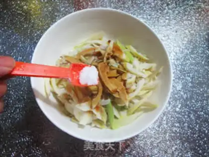 Make Onion thunder step 6