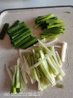 Make Onion noodles step 1