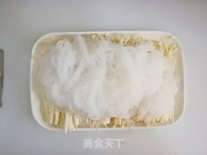 Make Garlic fans step 1